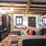 La Casita Azul