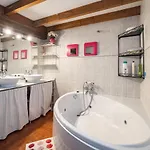La Casita Azul * 兰格雷奥